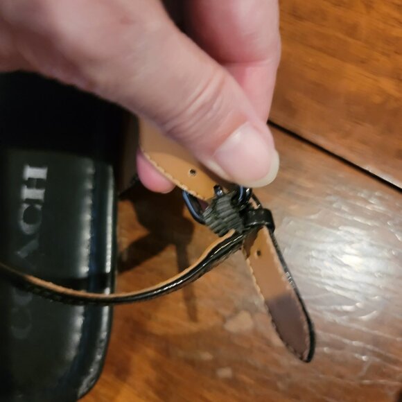 Coach Cassidy Black Leather Thong Sandals - Picture 11 of 13